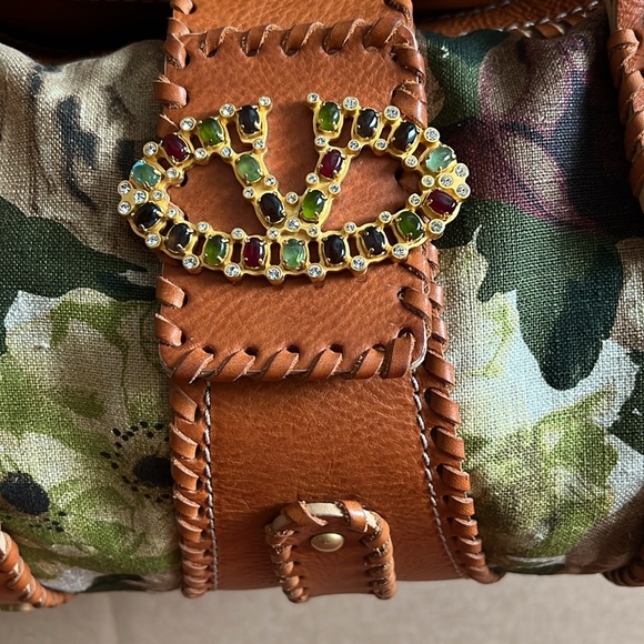 Valentino Garavani authentic shoulder bag. - Picture 6 of 11